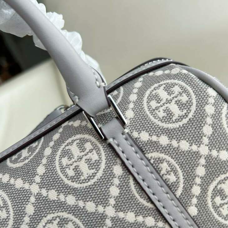 Picture of Tory Burch Handbags _SKUfw237711901fw
